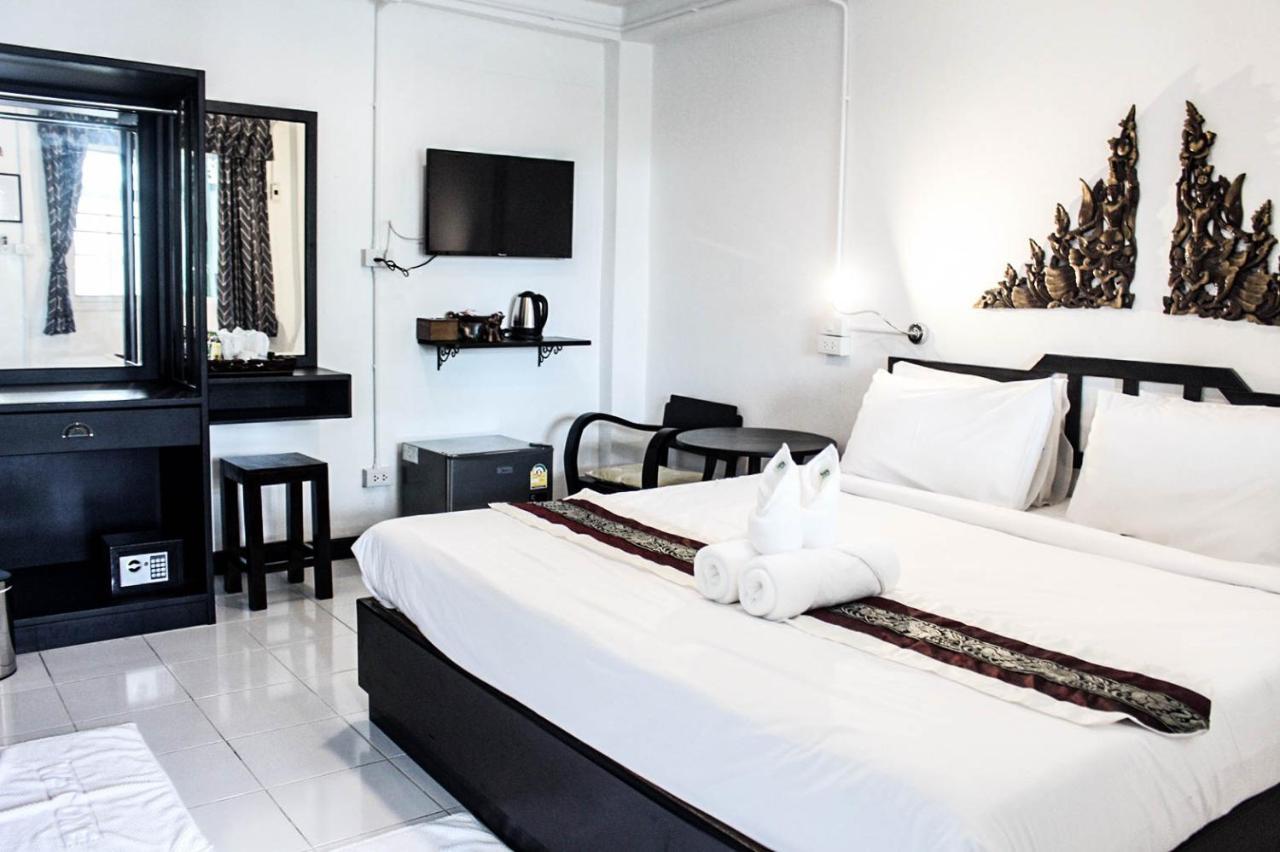 Vlodge House Chiang Mai Bagian luar foto